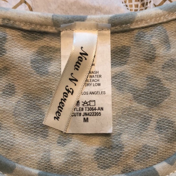 NWT Prep Obsessed Grey Leopard Cold Shoulder Shirt - Picture 2 of 3